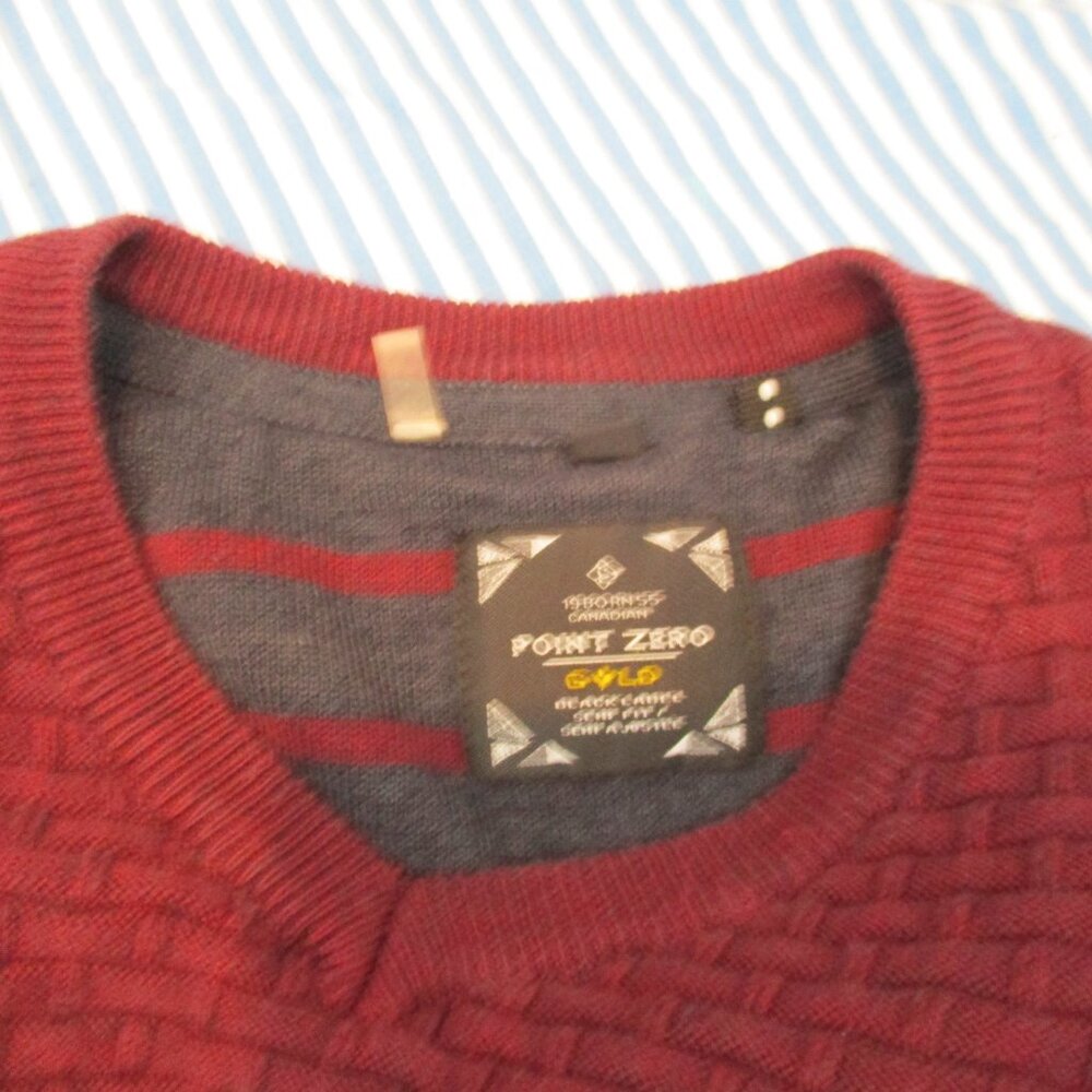 ๐งถ Textured Knit Sweater - Point Zero ๐งถ - Picture 7 of 7